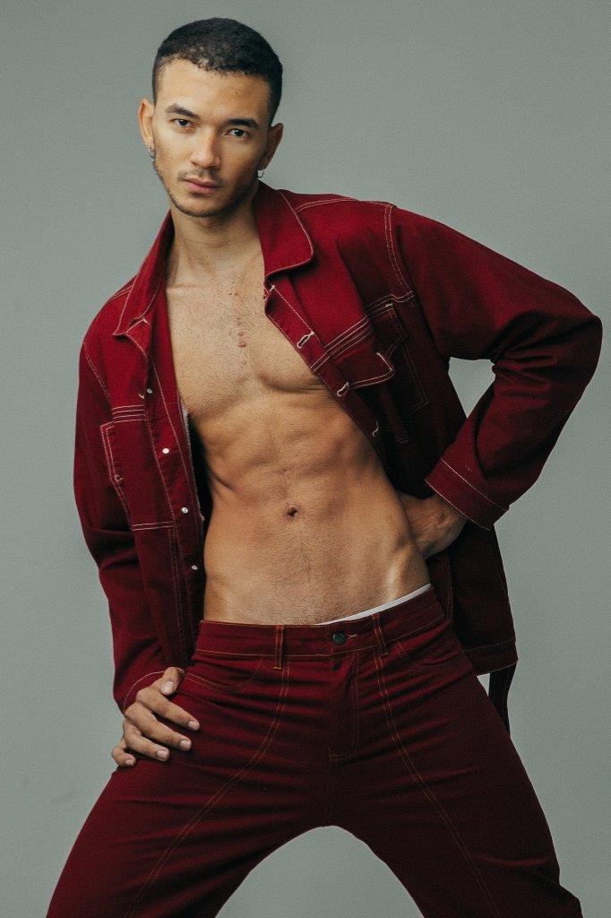 Matheus Valadares - Front Management