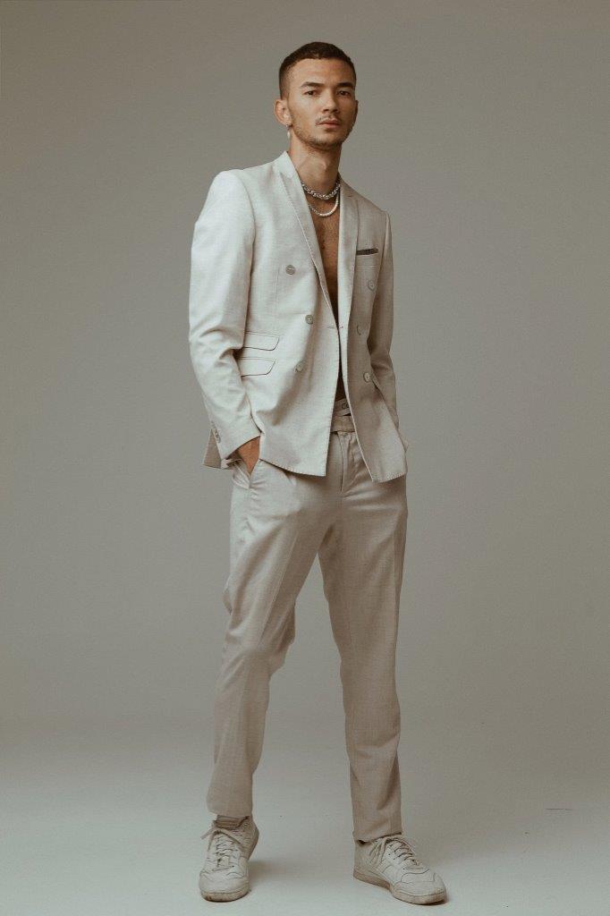 Matheus Valadares - Front Management