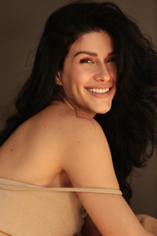 Miriam Braga - Front Management