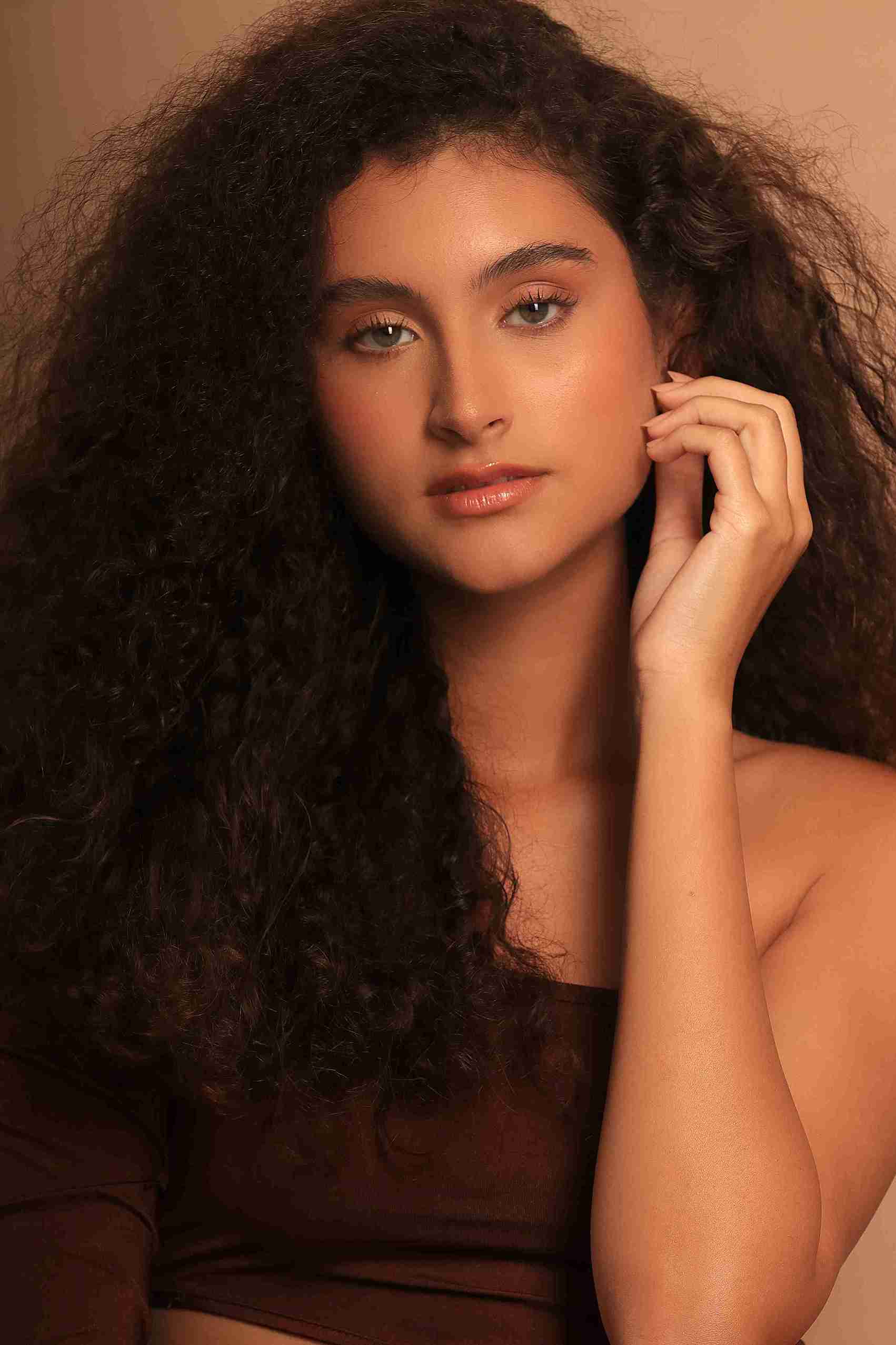 Nicole Murray - Front Management