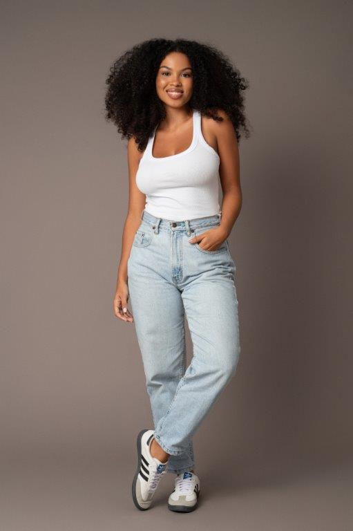 Nicole Souza - Front Management