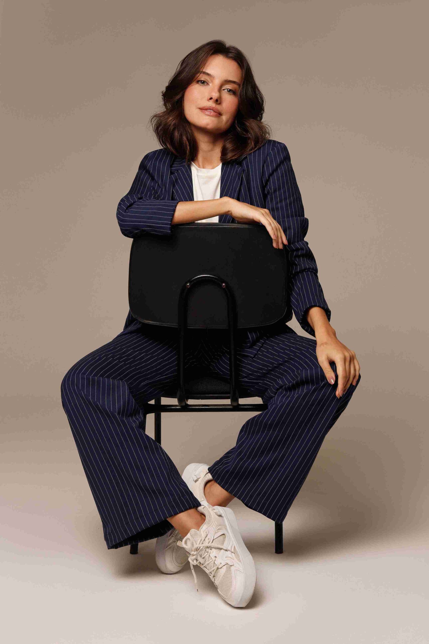 Priscilar buiar - Front Management