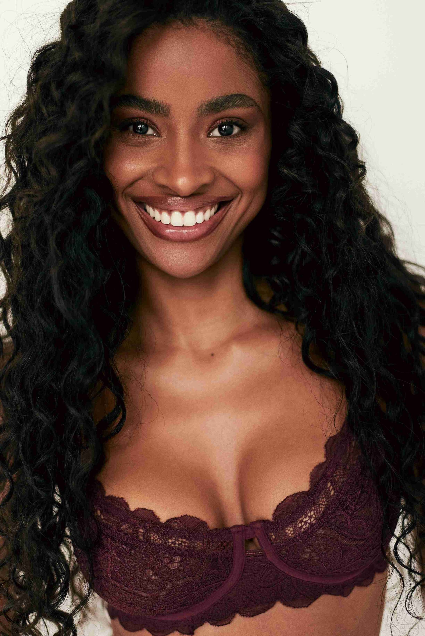 Raquel Possu - Front Management