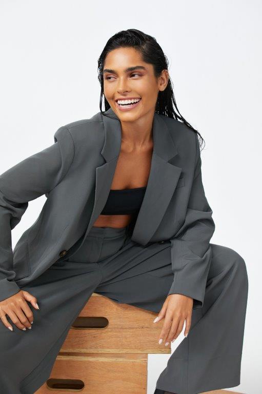 Roberta Nabhan - Front Management