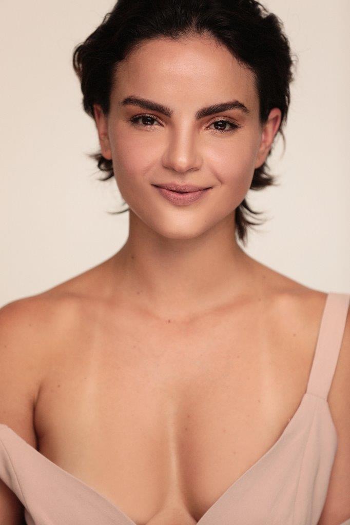 Thaís Expósito - Front Management