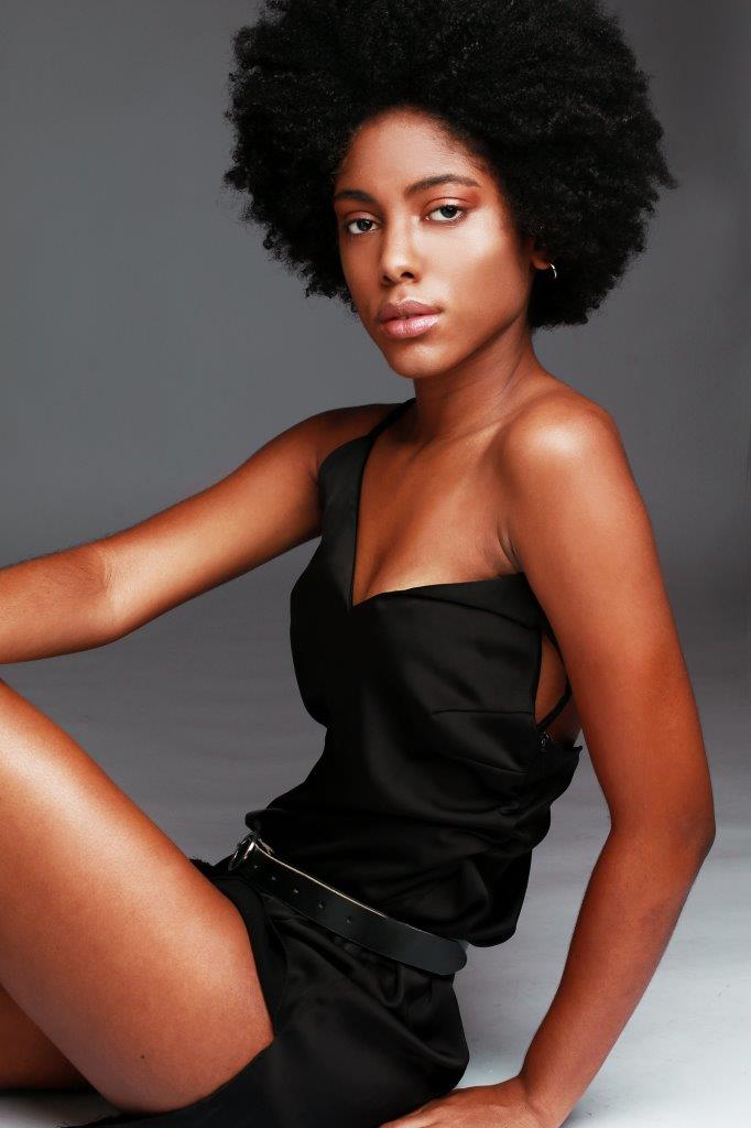 Thaís Gaspar - Front Management