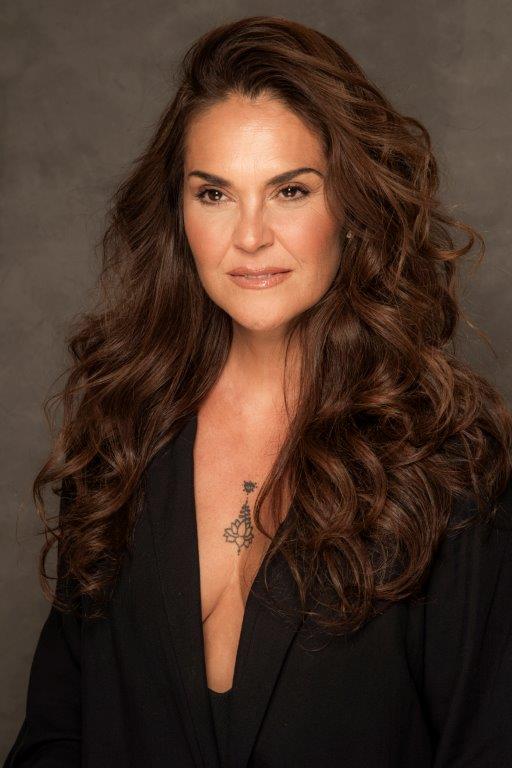 Ana Nero - Front Management