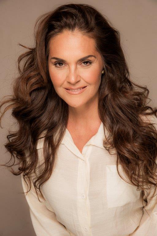 Ana Nero - Front Management