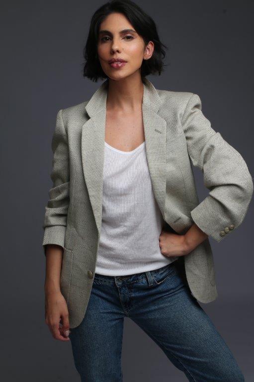 Andressa Bonato - Front Management