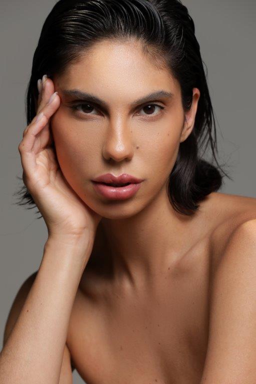 Andressa Bonato - Front Management