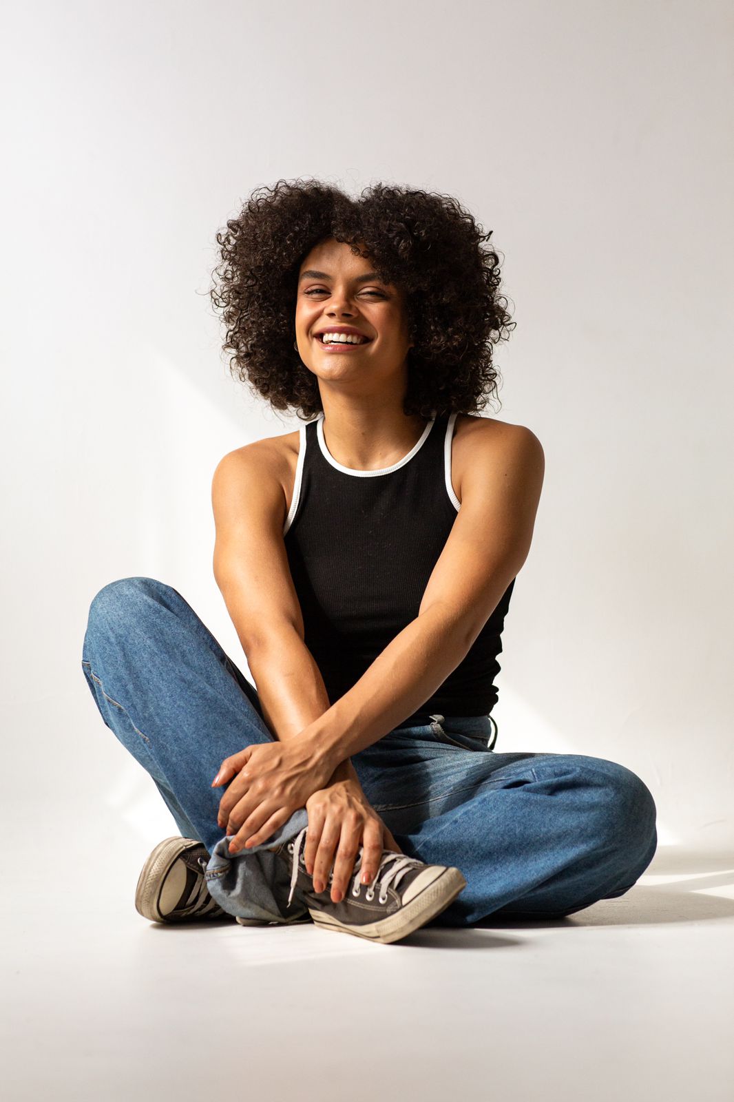 Cassia Gois - Front Management