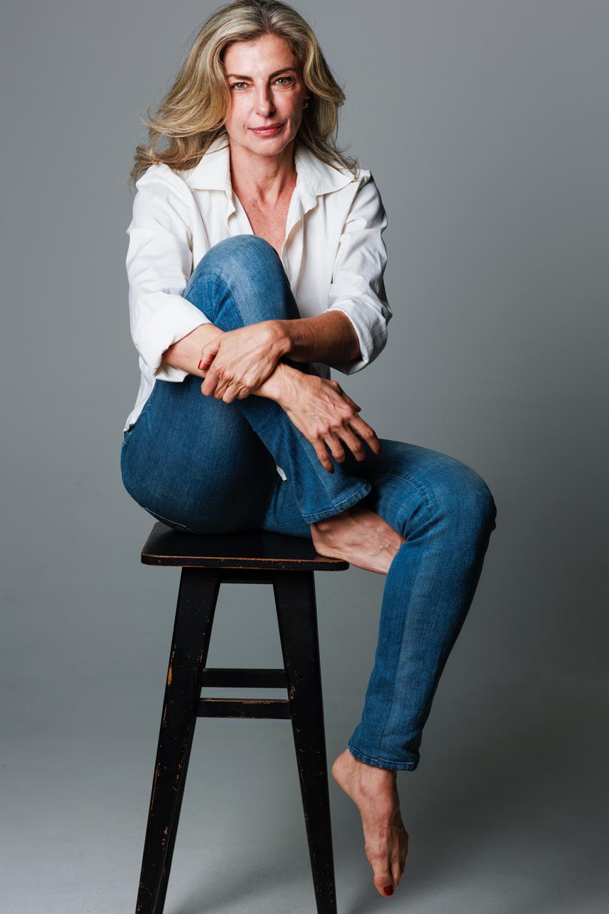 Deise Manttuano - Front Management