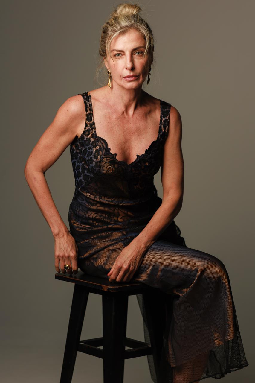 Deise Manttuano - Front Management