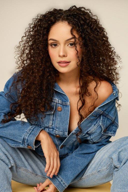 Jessica Coraline - Front Management