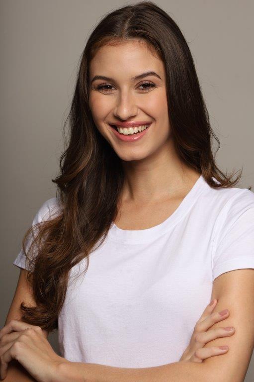 Julia Pronio - Front Management