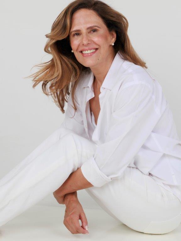 Lívia Ramos - Front Management