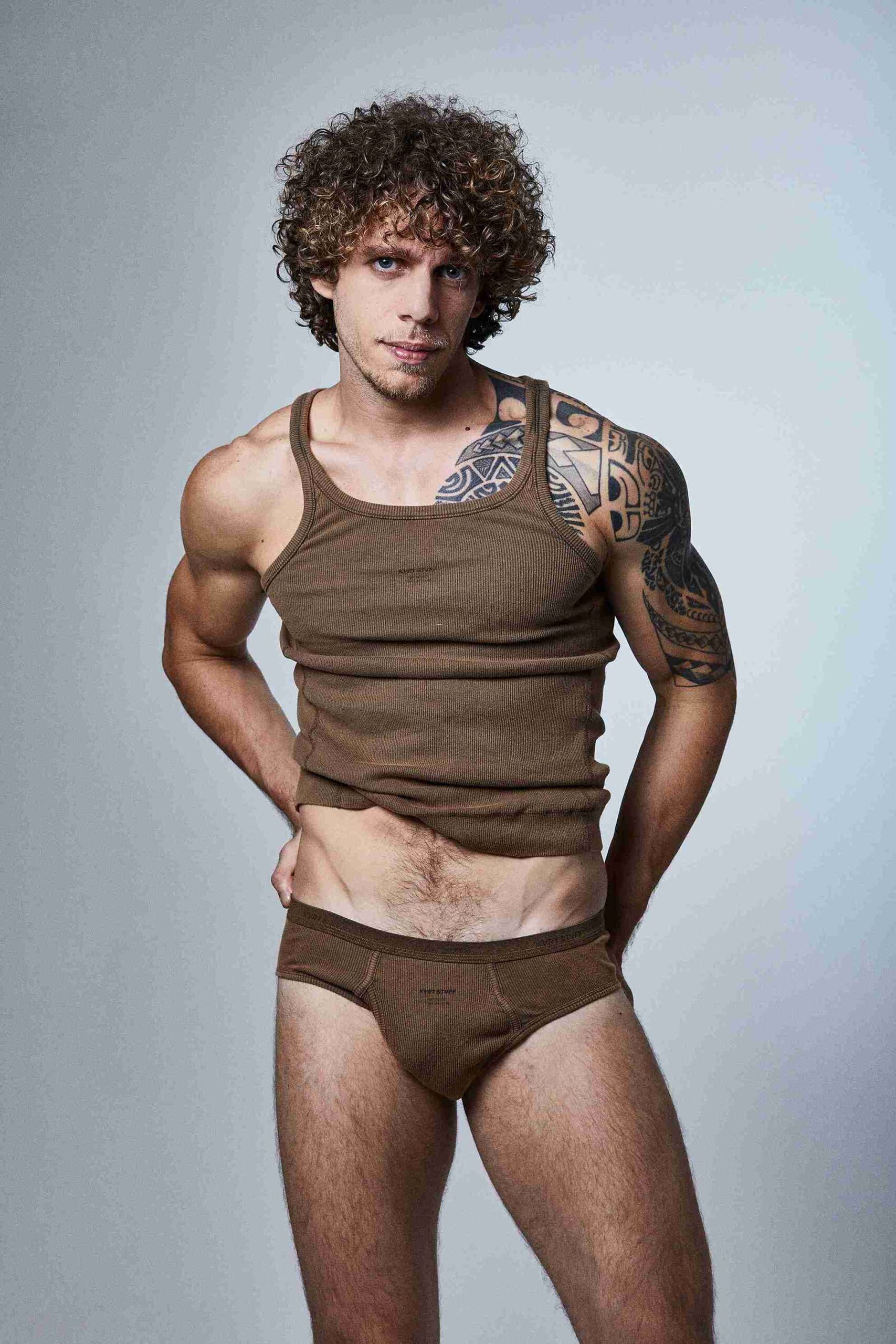 Lucas Santiago - Front Management