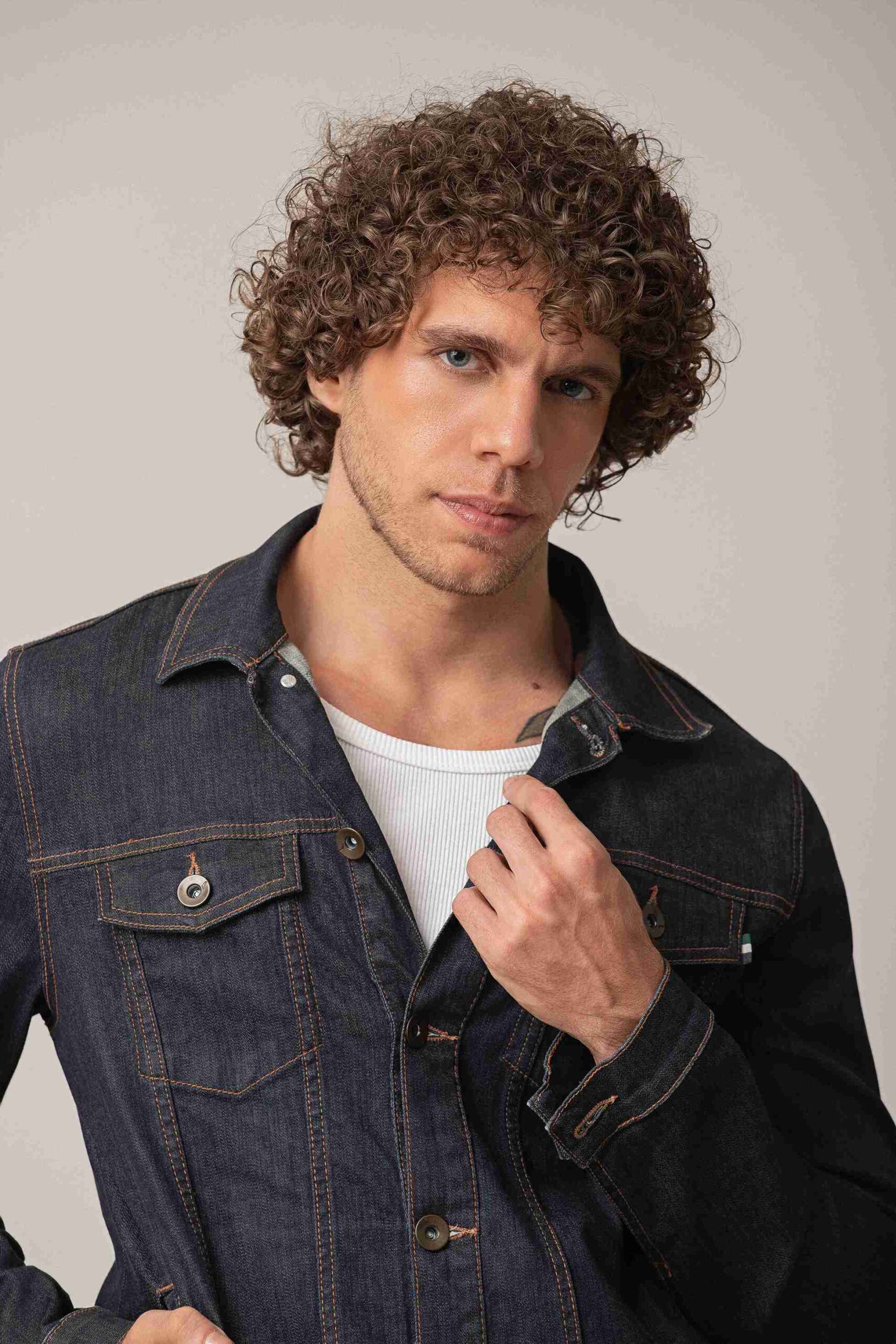 Lucas Santiago - Front Management