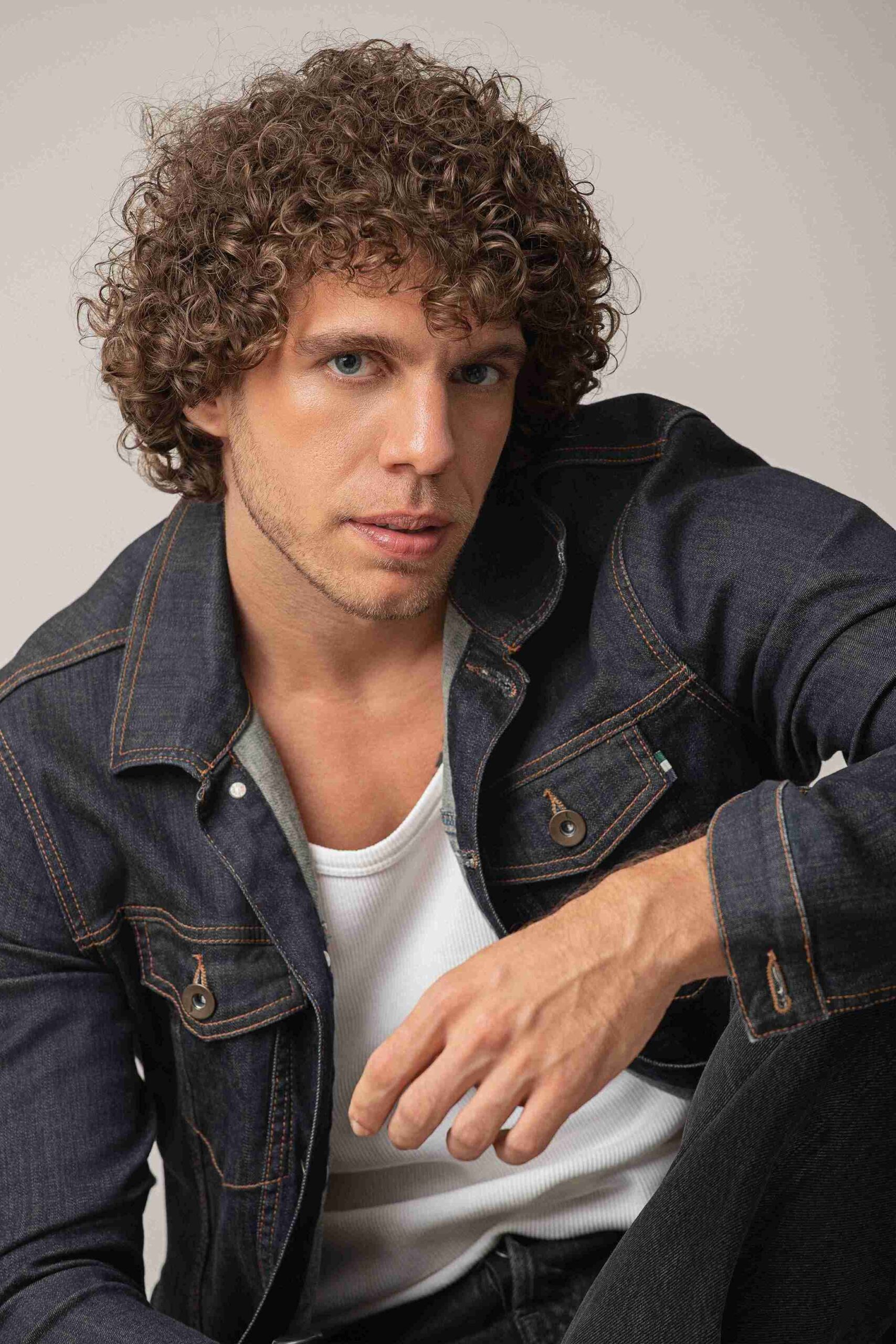 Lucas Santiago - Front Management