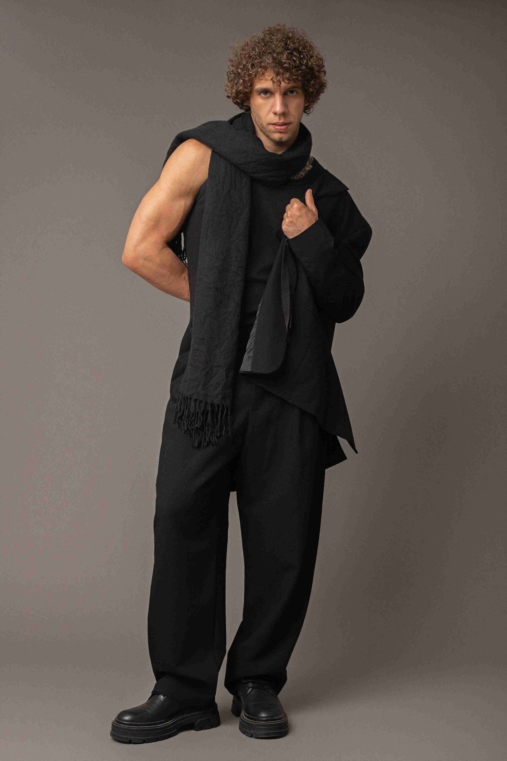 Lucas Santiago - Front Management