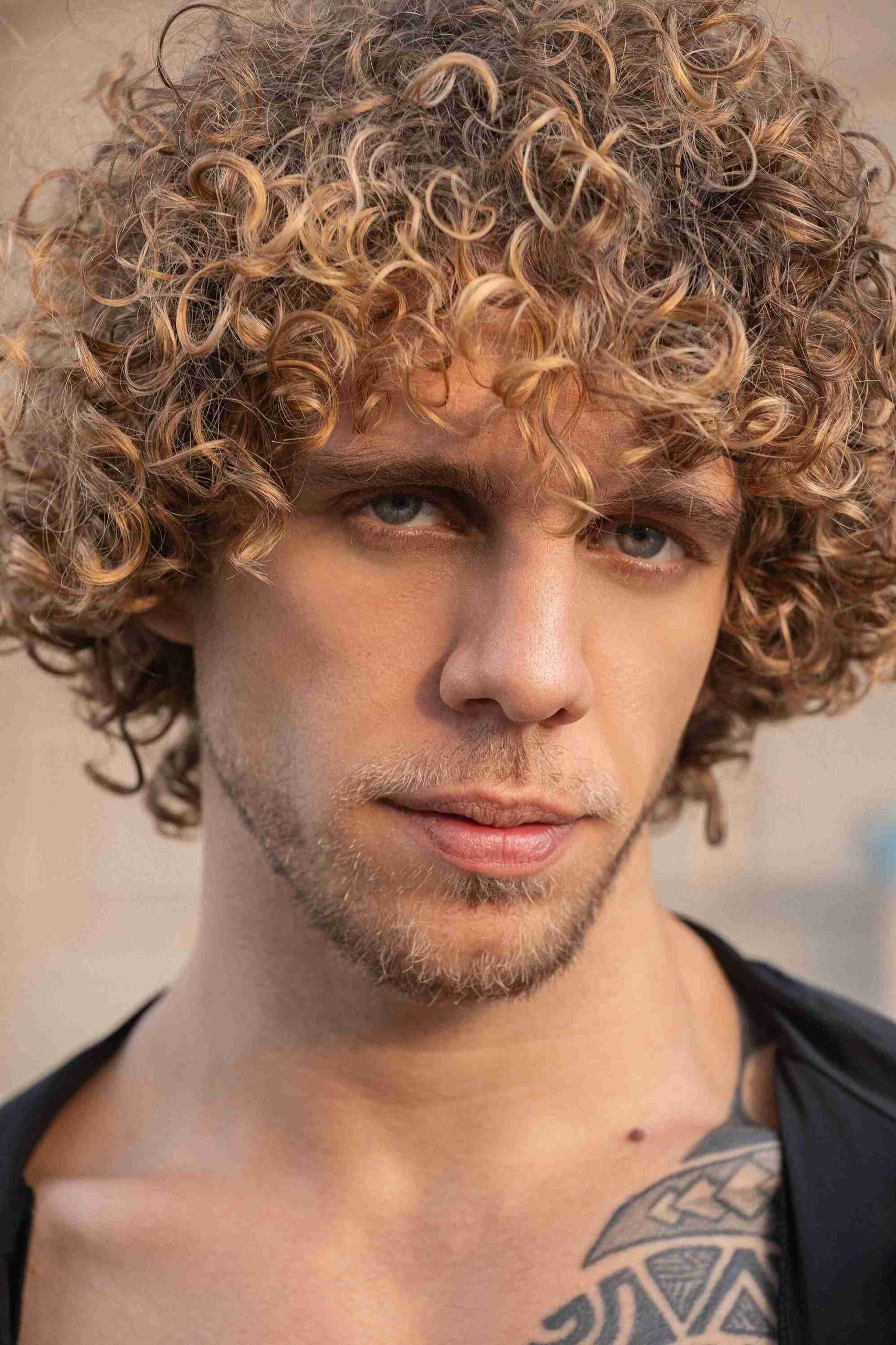 Lucas Santiago - Front Management