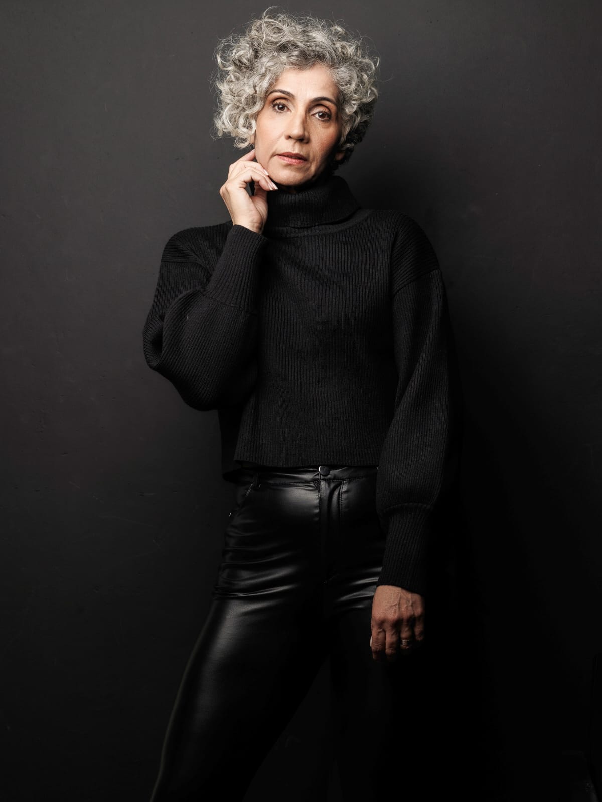 Luci Barboza - Front Management