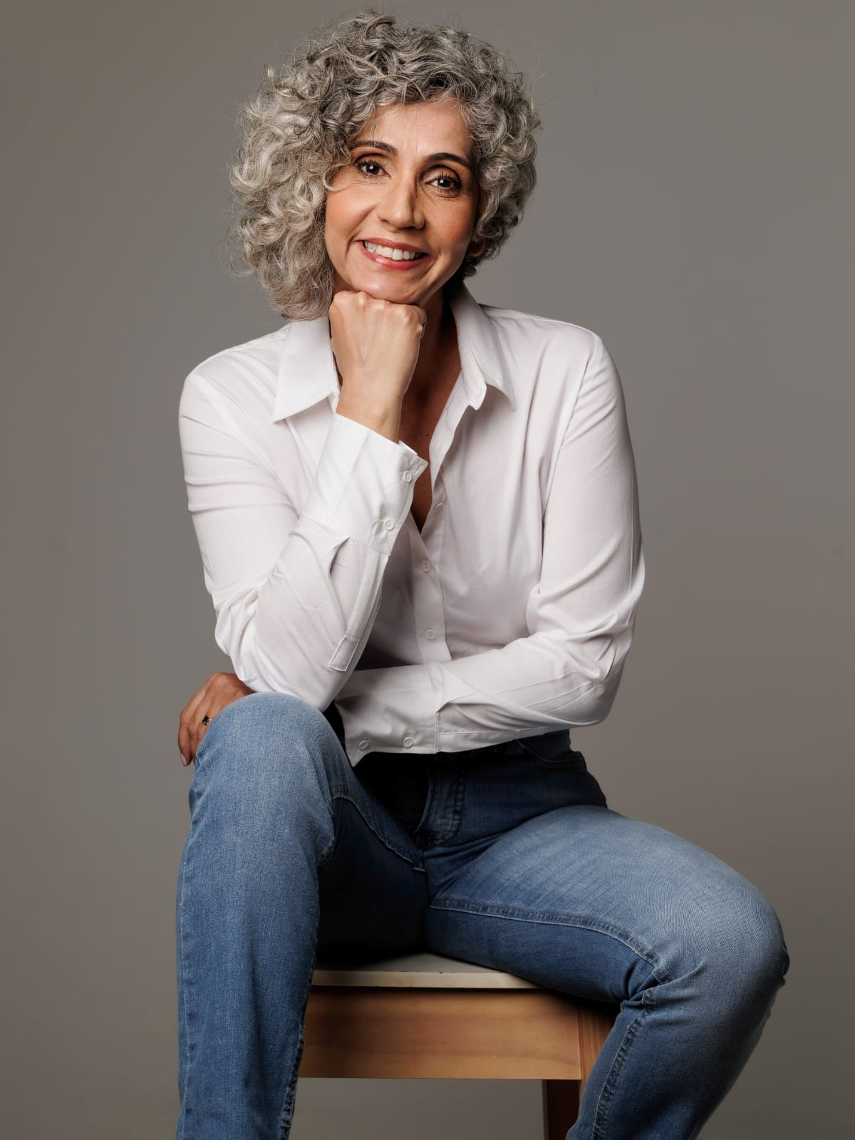 Luci Barboza - Front Management