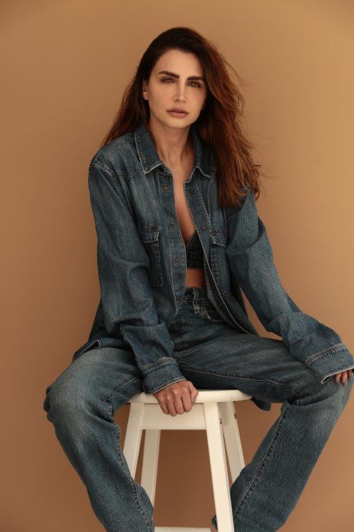 Mariana Baracat - Front Management