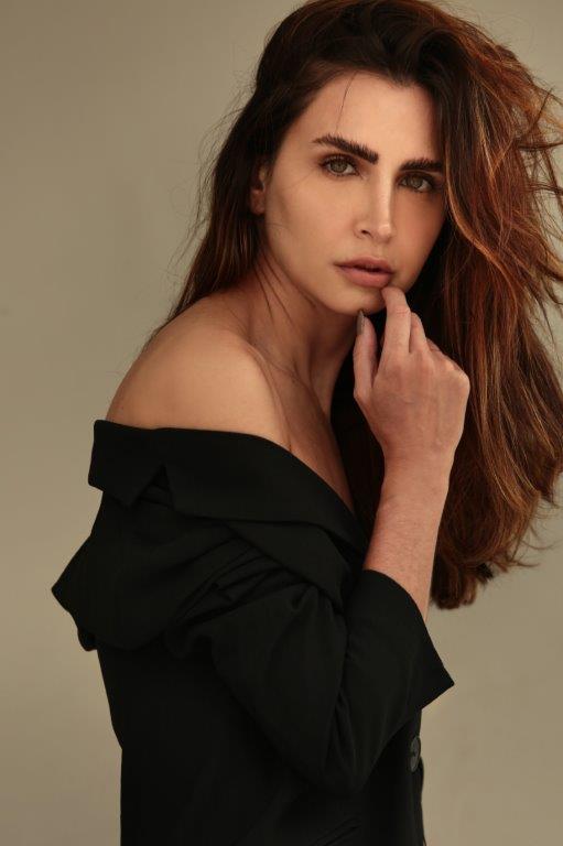 Mariana Baracat - Front Management