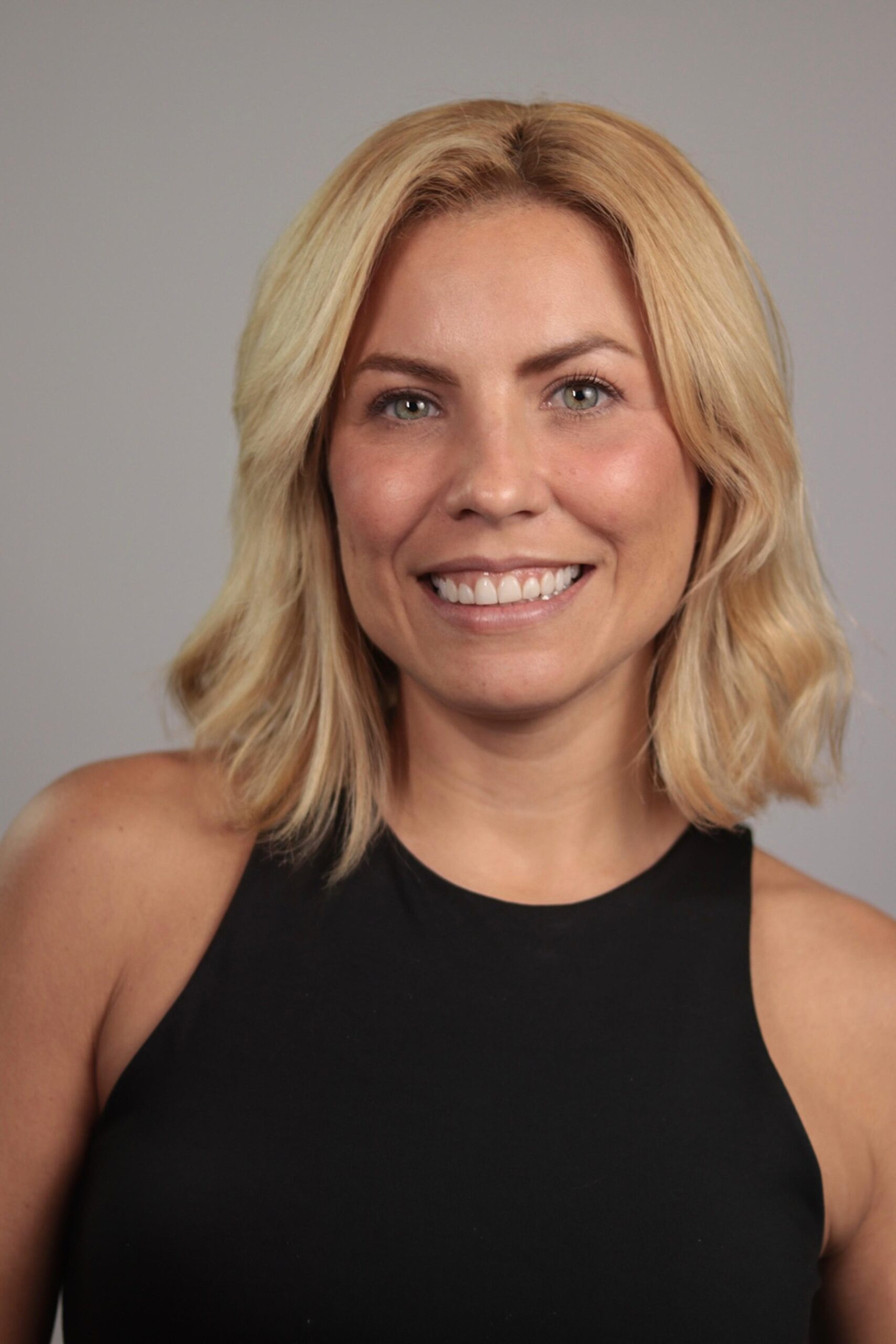 Marly Sukar - Front Management