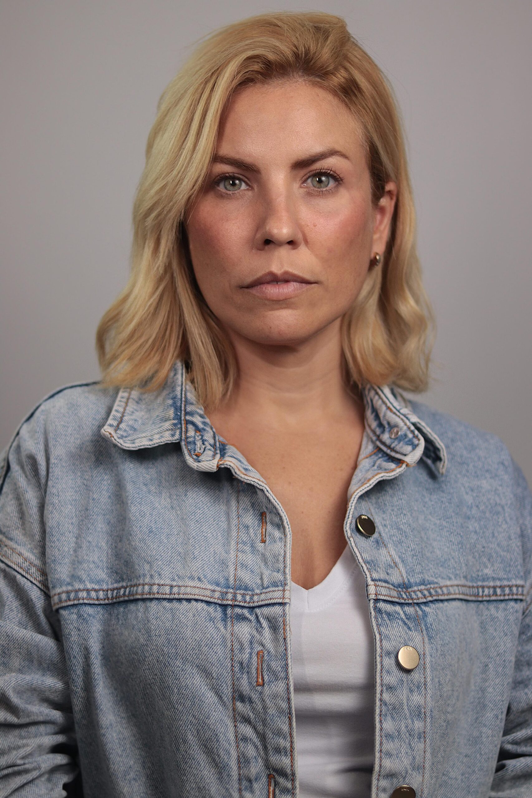 Marly Sukar - Front Management