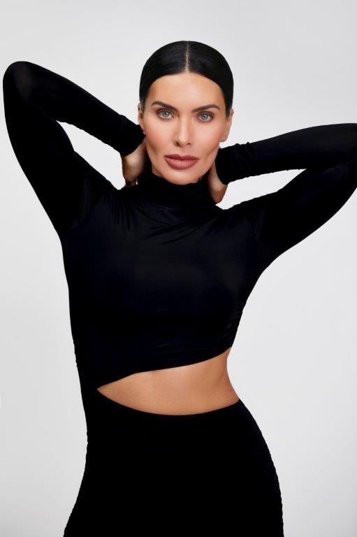 Mona Santana - Front Management