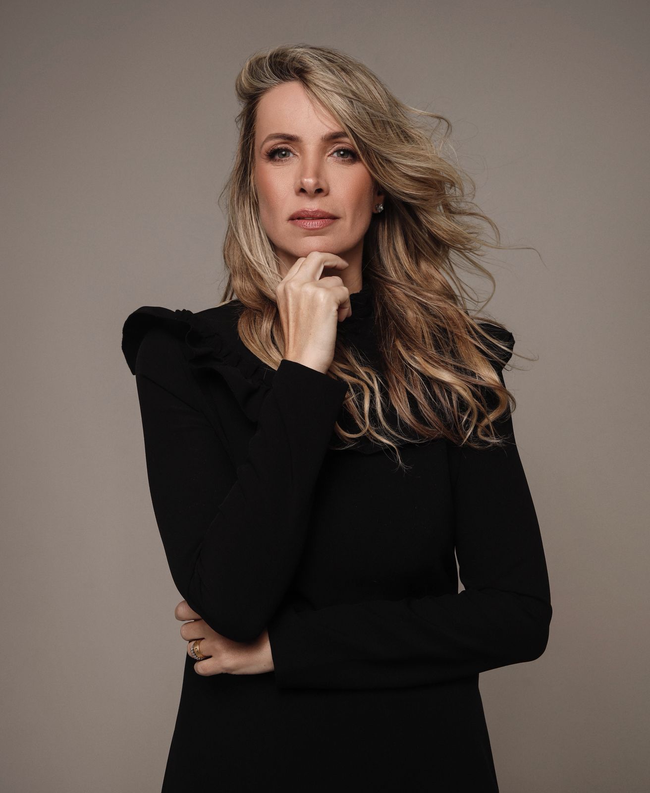 Samantha Szczerb - Front Management