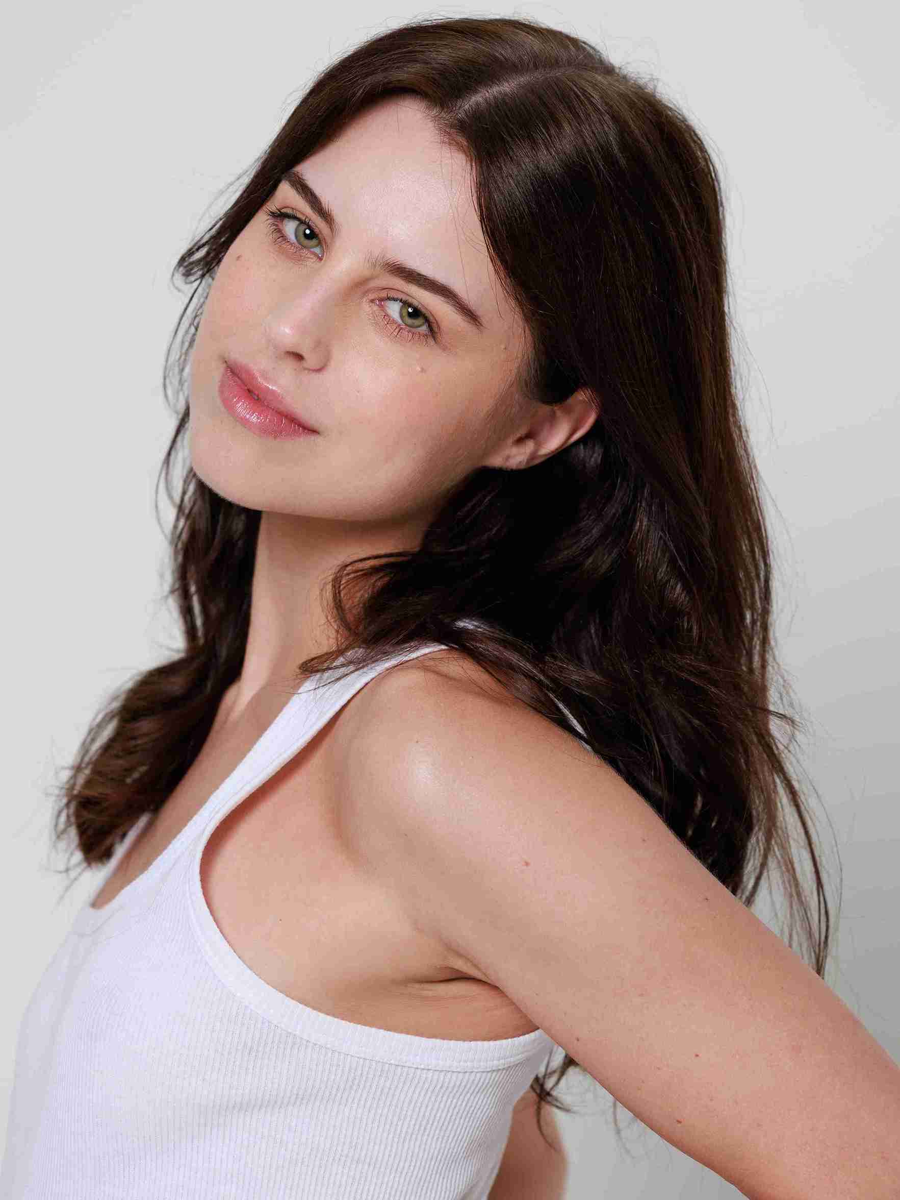 Samara Czapla - Front Management