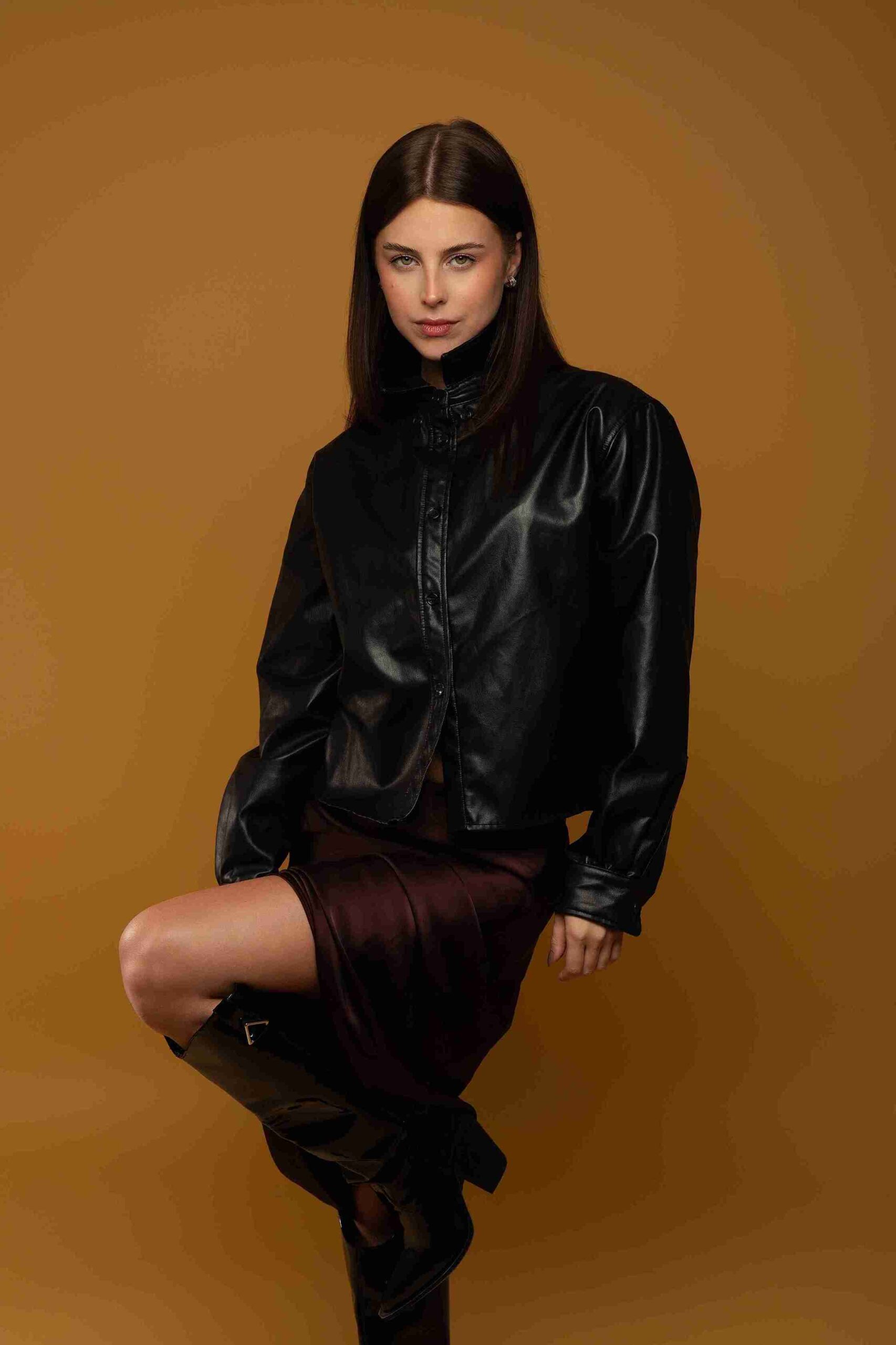 Samara Czapla - Front Management