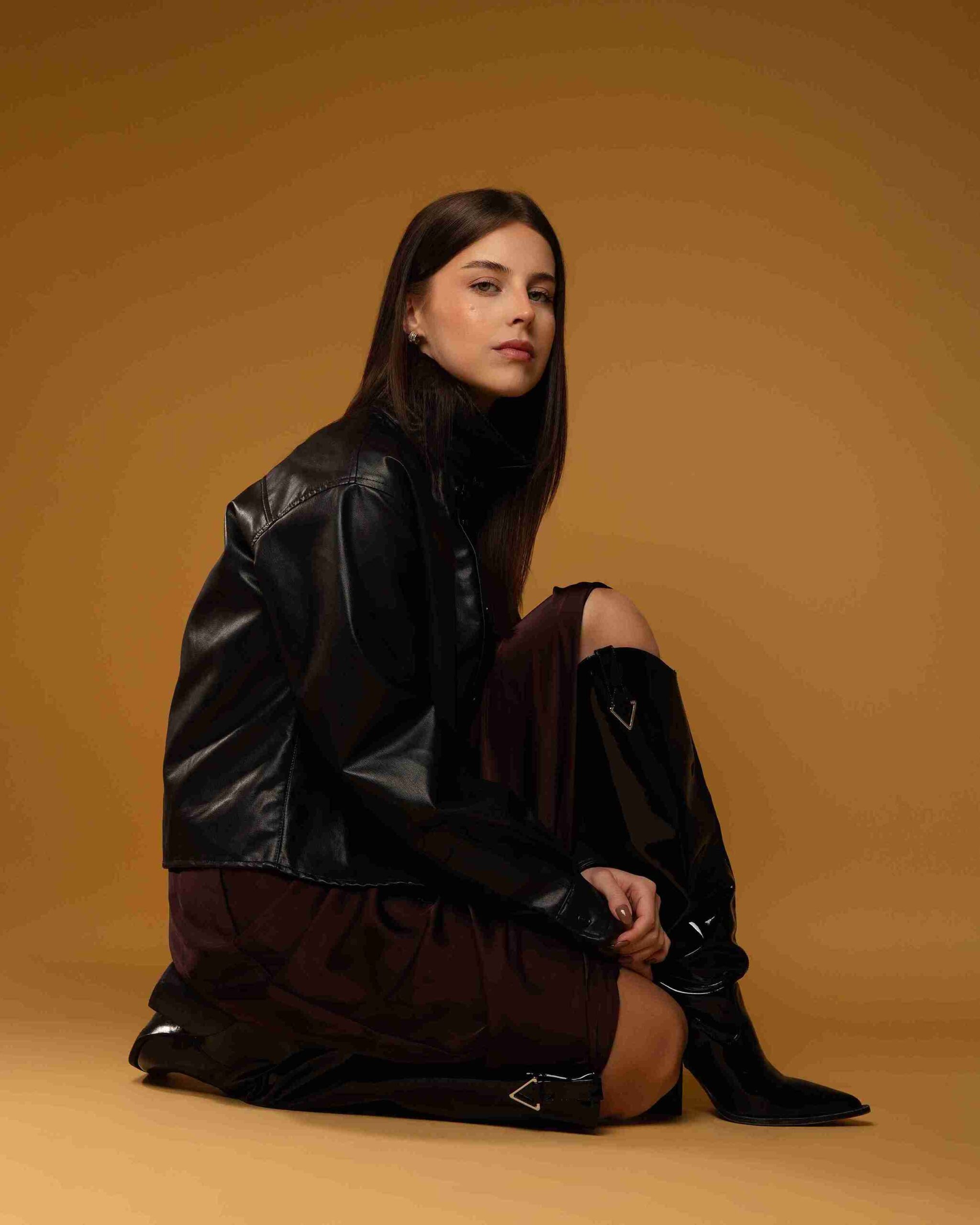 Samara Czapla - Front Management