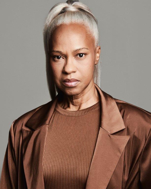 Selma Brandão - Front Management