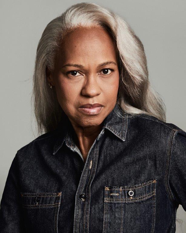 Selma Brandão - Front Management