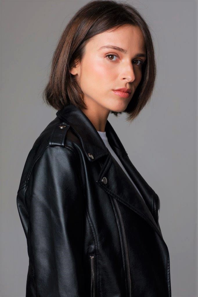 Tassia Leite - Front Management