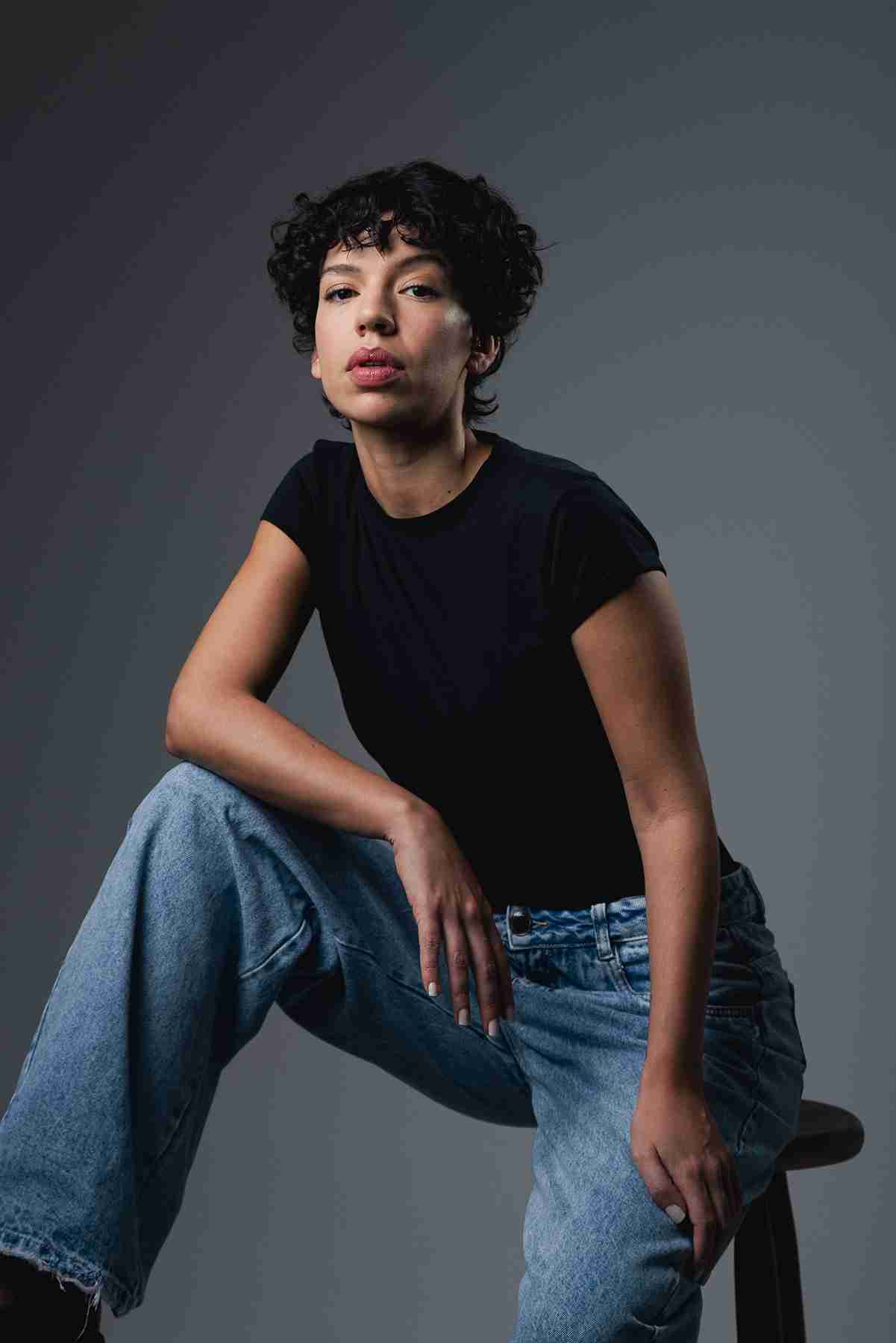 Thaina Gallo - Front Management