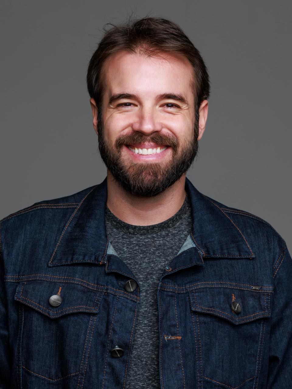 Pedro Casarin - Front Management