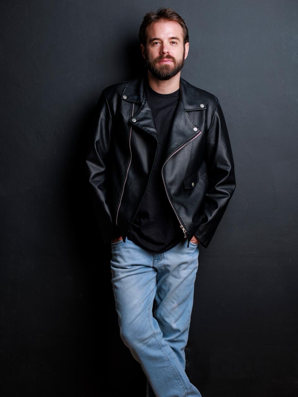 Pedro Casarin - Front Management
