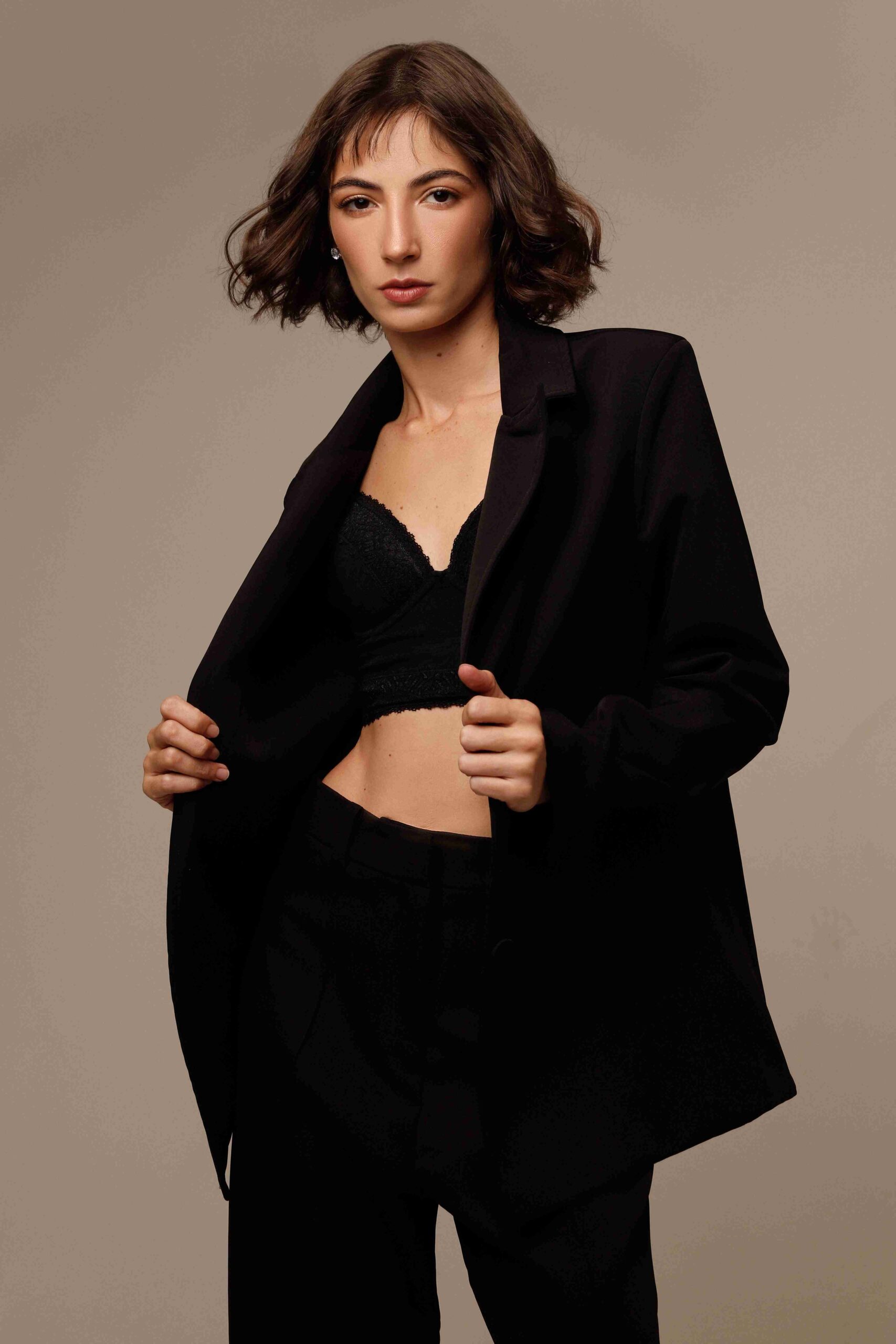 Ana Pacheco - Front Management