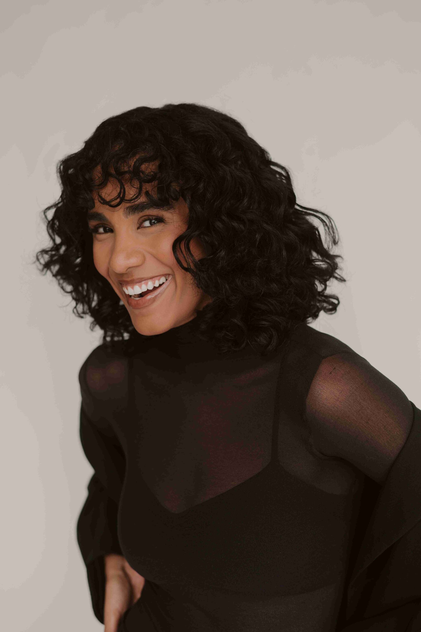Ana Rafaella Oliveira - Front Management