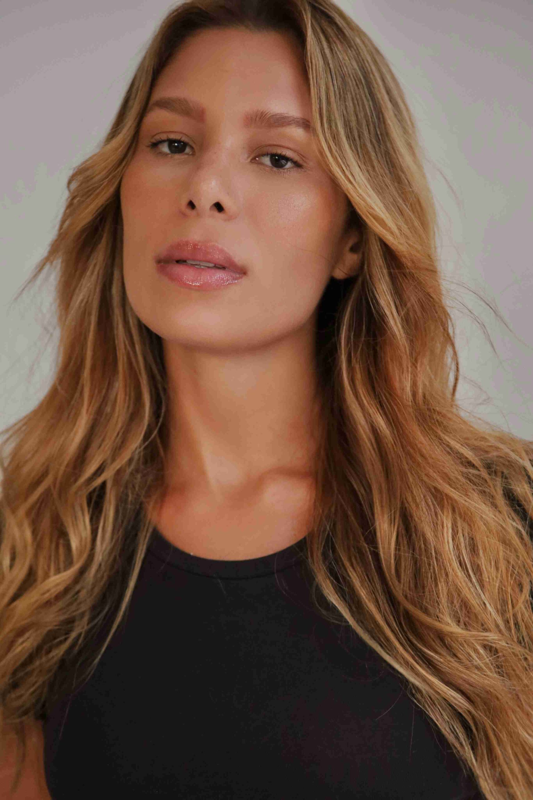 Cacau Lemos - Front Management