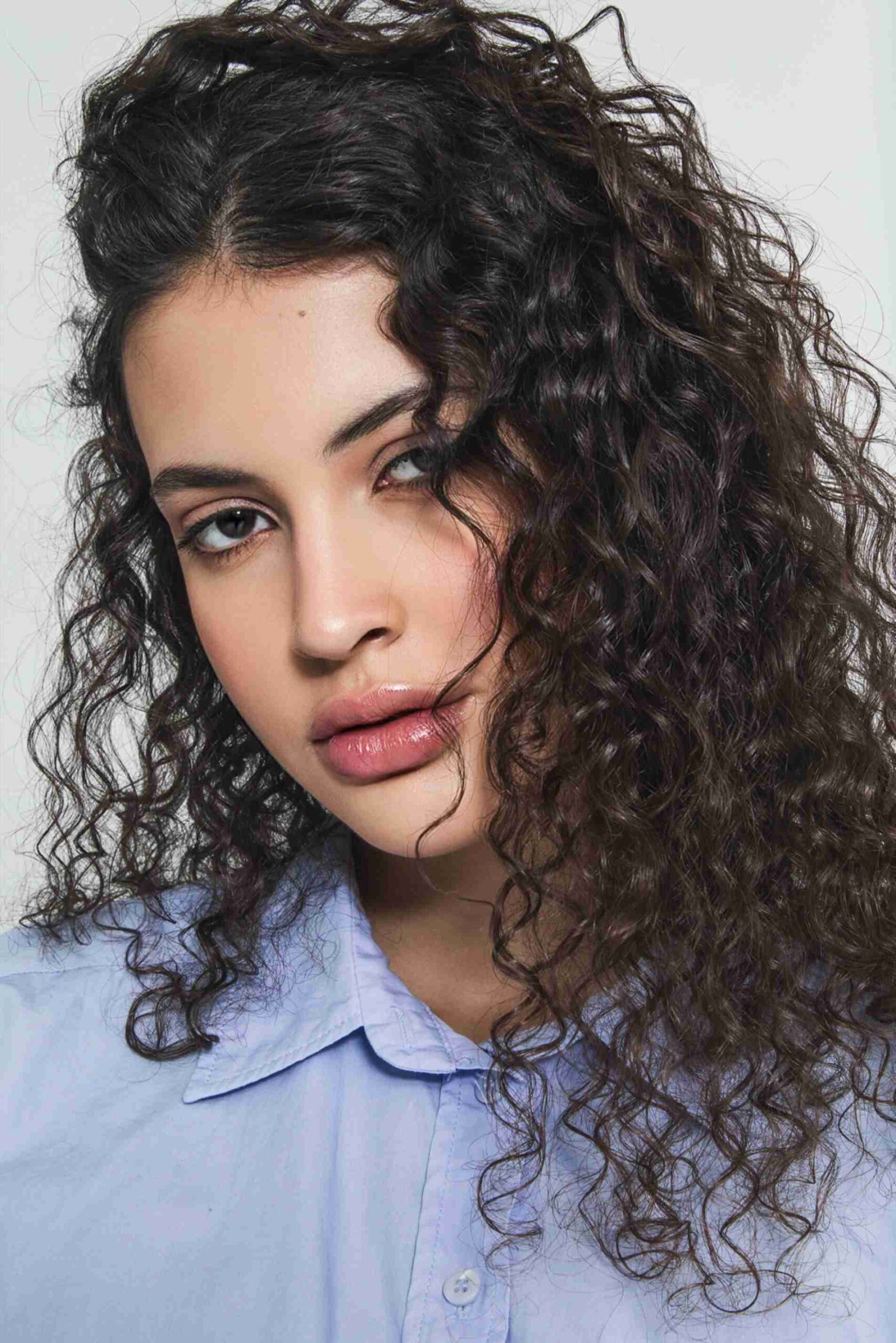 Carol Pessanha - Front Management