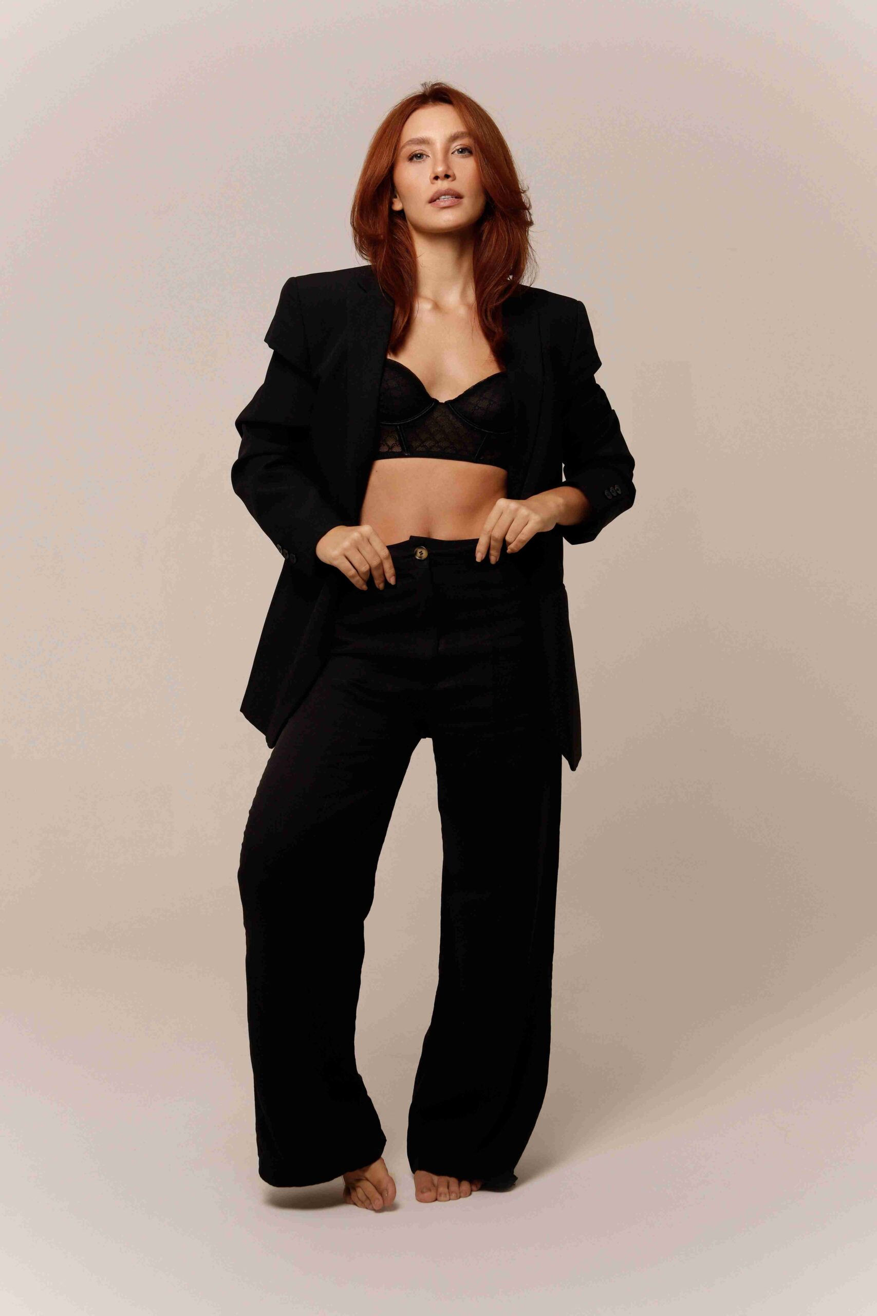 Júlia Feitosa - Front Management