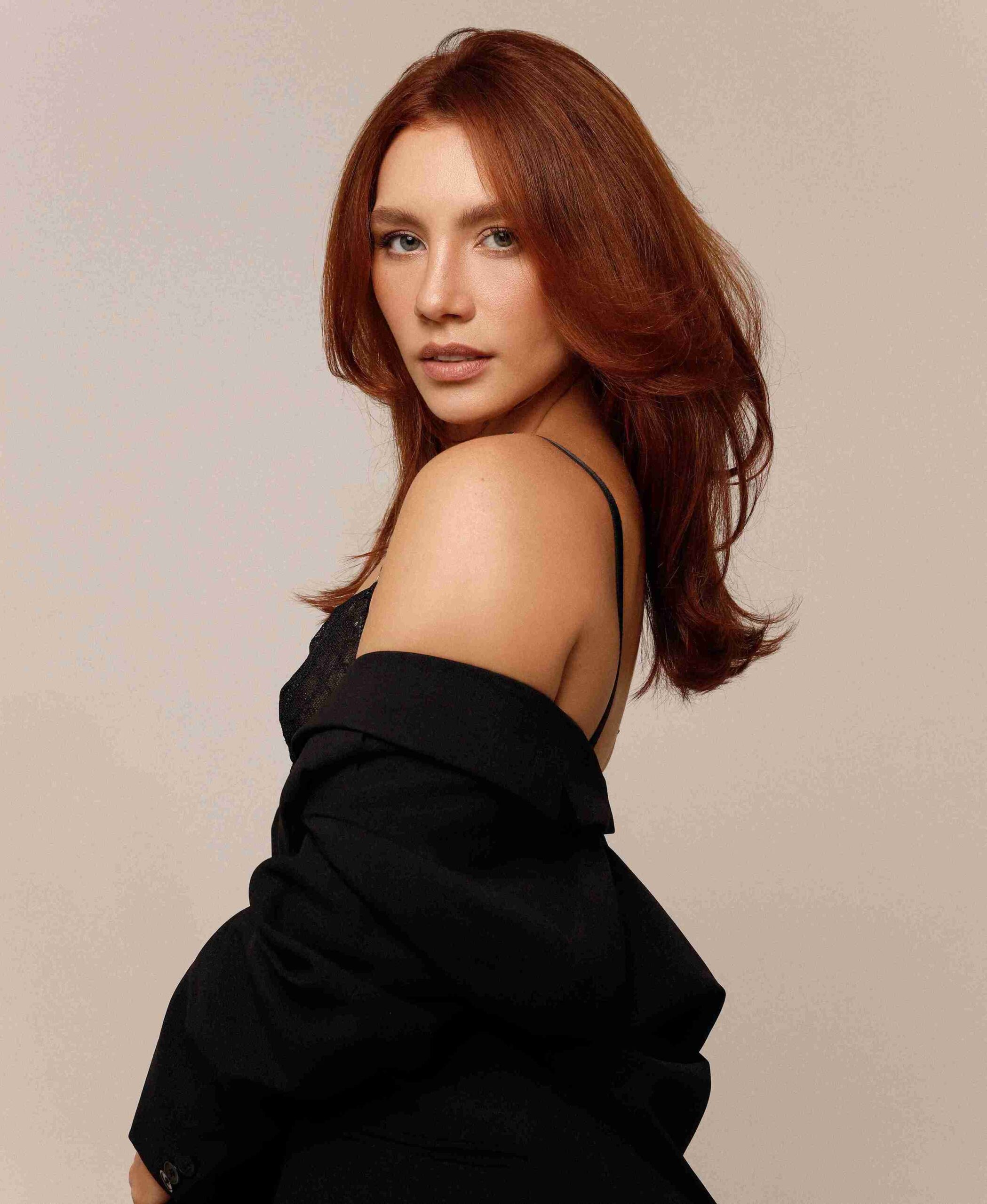 Júlia Feitosa - Front Management