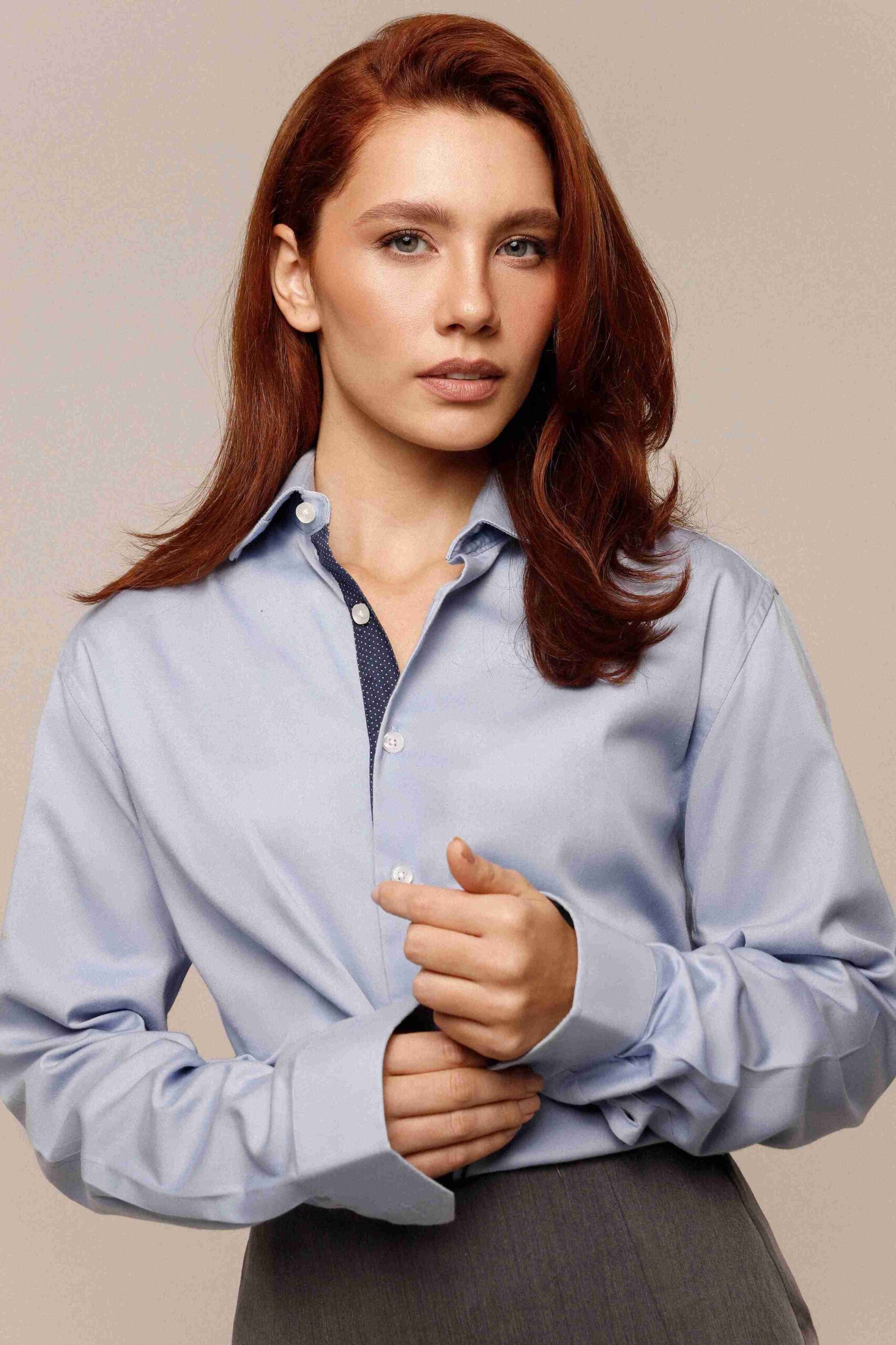 Júlia Feitosa - Front Management