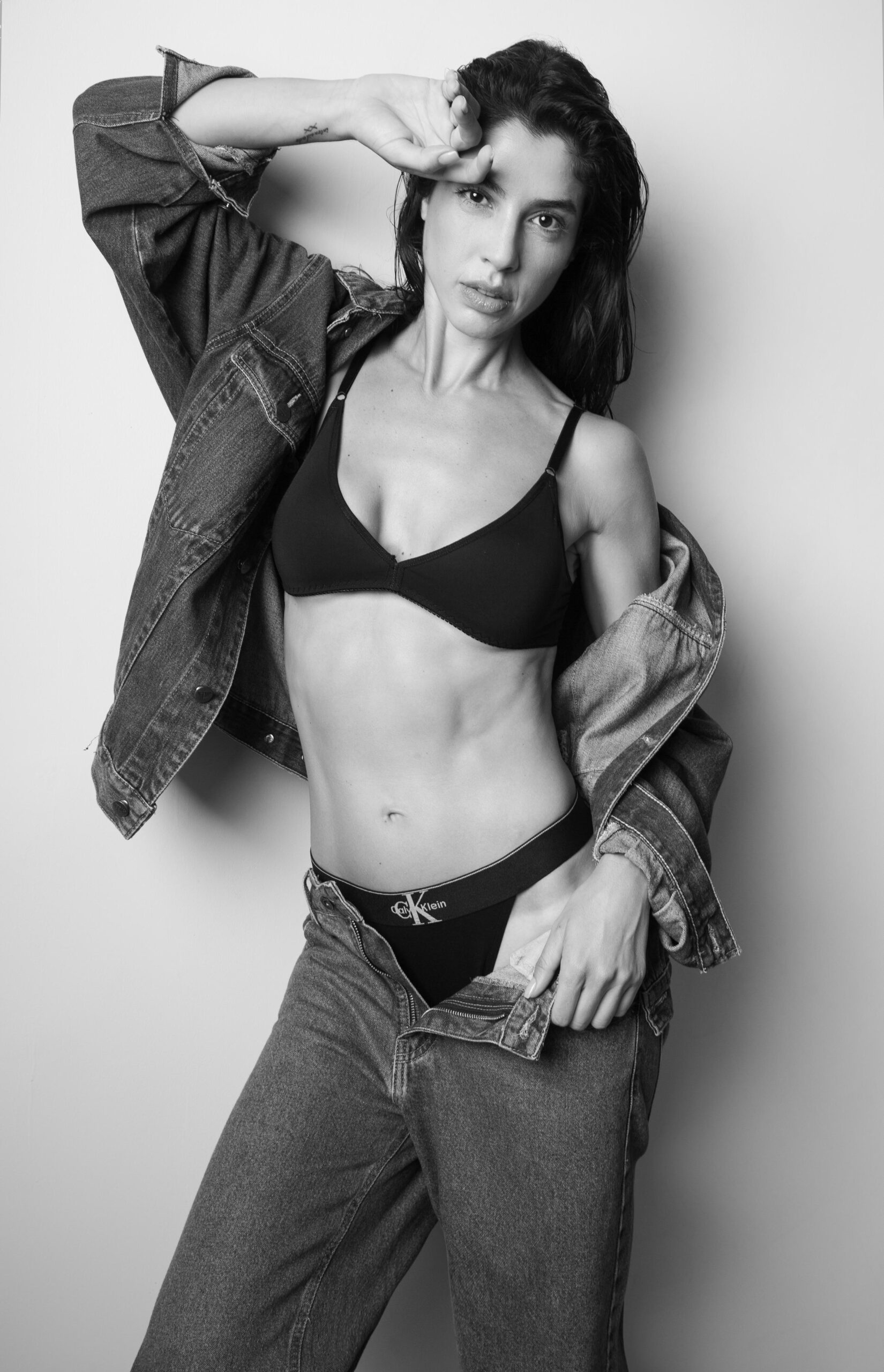 Larissa Bradonn - Front Management